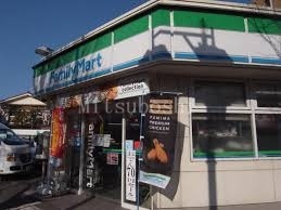 コンビニ　ファミリーマート高円寺南三丁目店（コンビニ）まで229m