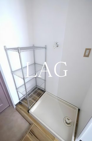 その他設備　室内洗濯機置き場になります。