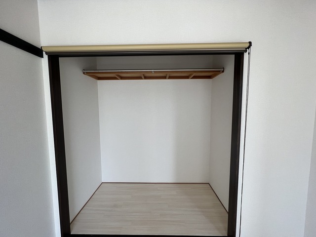 収納　※写真は別の棟の参考写真です。