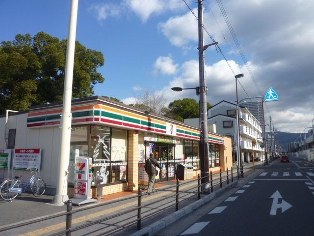 コンビニ　セブンイレブン東大阪西岩田1丁目店（コンビニ）まで442m