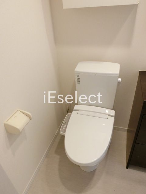 トイレ　ウォシュレット付きトイレ。