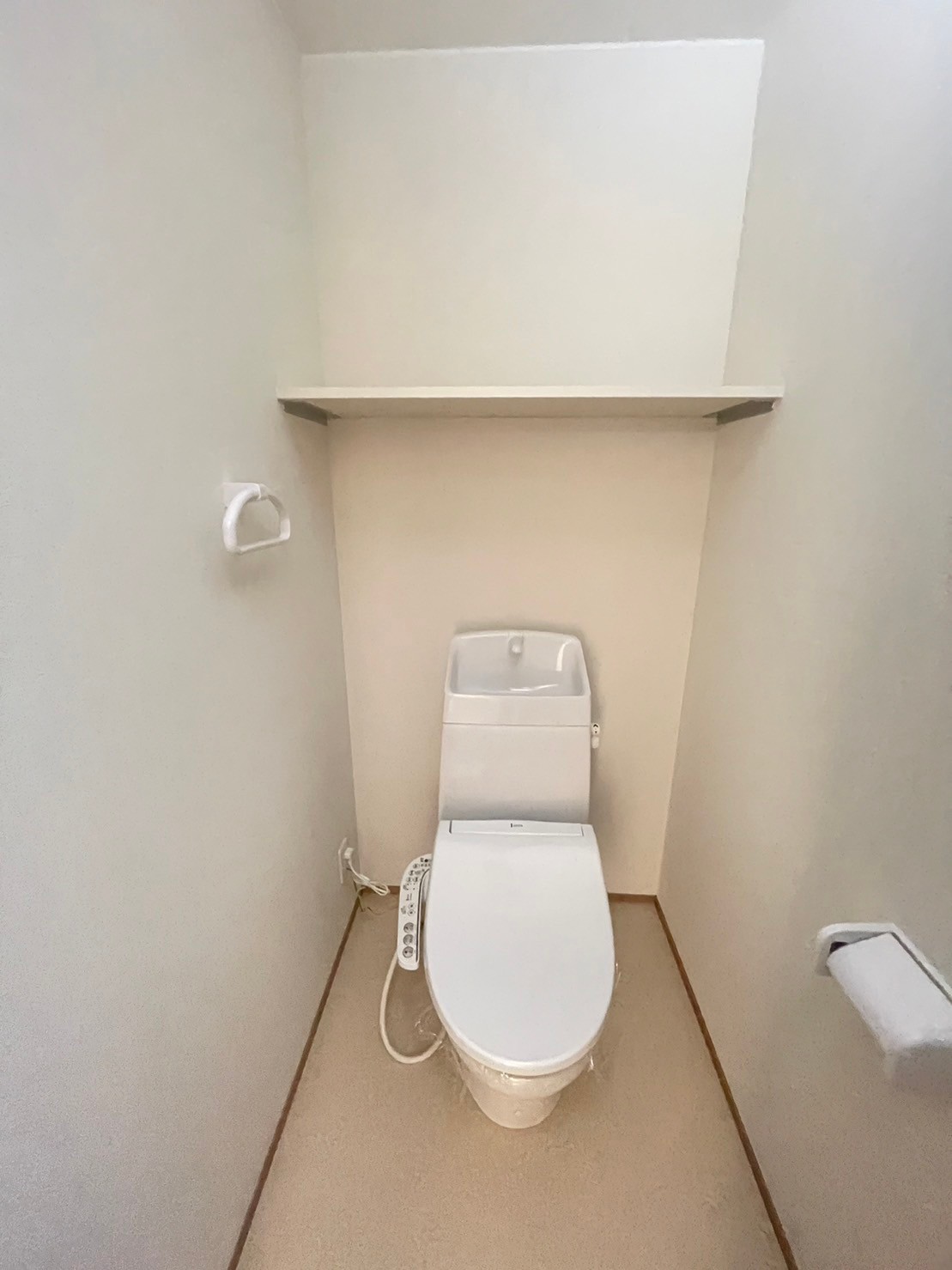 トイレ　同建物別号室