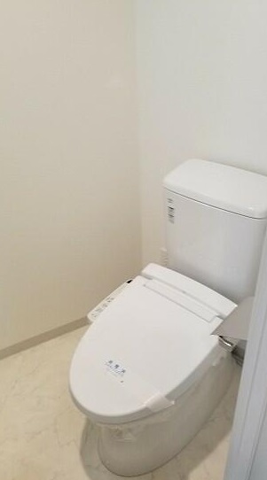 トイレ　別部屋参考写真