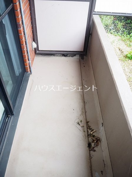 バルコニー　バルコニーあります。
