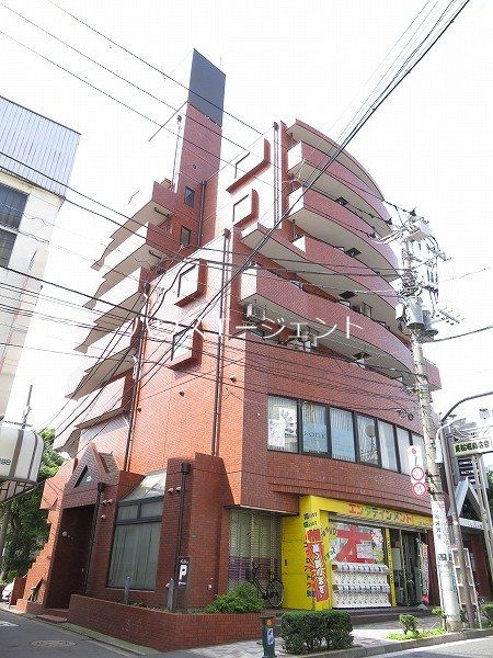 建物外観　鉄骨鉄筋コンクリート造マンションです