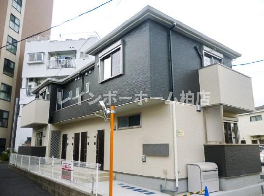 エントランス　毎日通るエントランスはこのようになっています