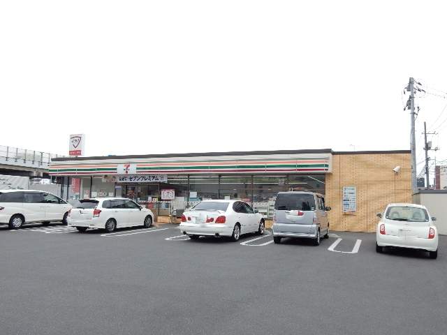 コンビニ　セブンイレブン青江6丁目店（コンビニ）まで554m