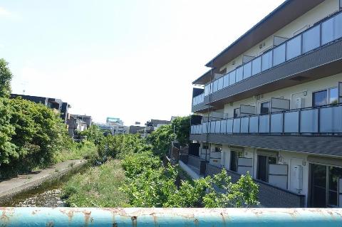 収納　建築中