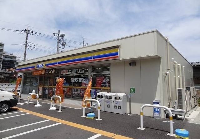 コンビニ　ミニストップ八潮伊勢野店（コンビニ）まで450m