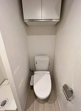 トイレ　同タイプ部屋　参考写真です