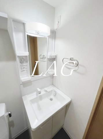 洗面設備　独立洗面台です。