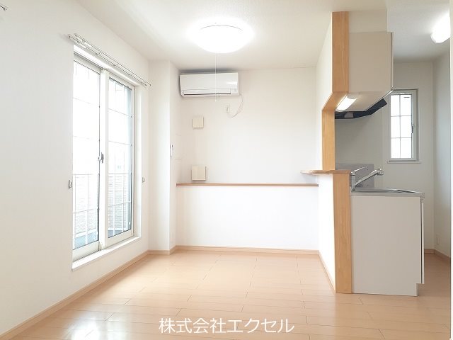 居室・リビング　明るい室内です。