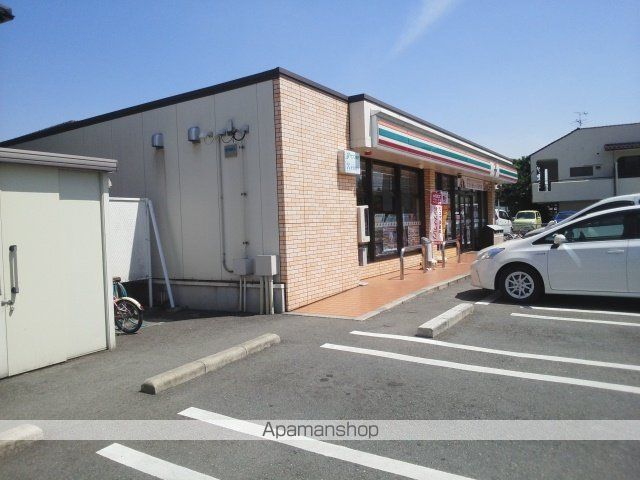 コンビニ　セブンイレブン新南部店（コンビニ）まで1000m
