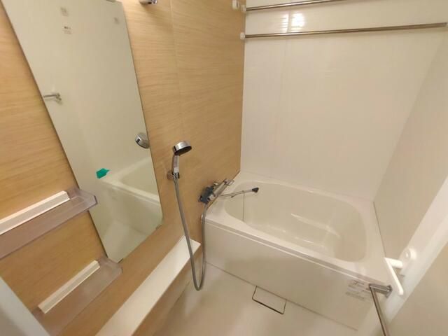 バス・シャワールーム　写真は同タイプ住居です。