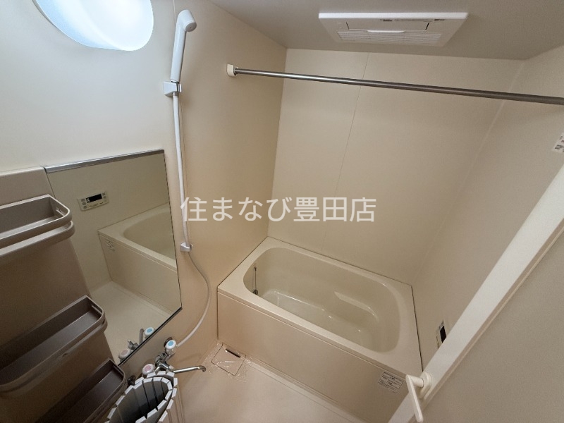 バス・シャワールーム　同型別部屋写真