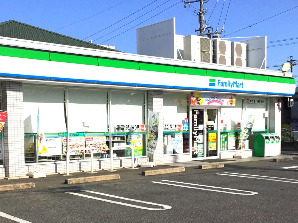 コンビニ　ファミリーマート　神郷町一丁目店（コンビニ）まで309m