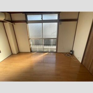 居室・リビング　※退去前のため別部屋の間取り図と参考写真となります