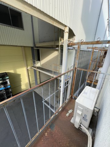 バルコニー　(参考)同マンション反転取り他部屋の写真