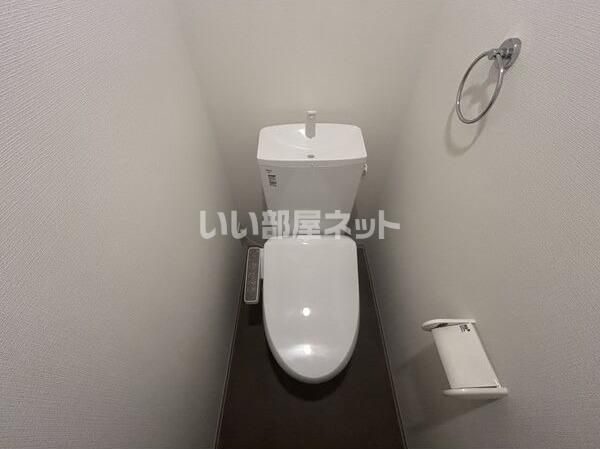 ジーメゾン山科ヴェリタのトイレ写真
