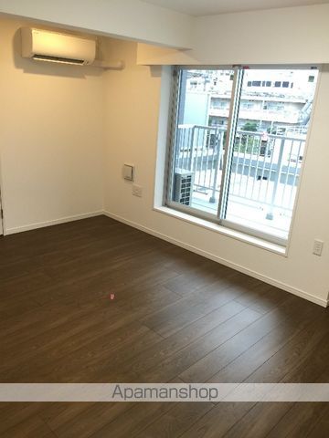 都営三田線 蓮根駅 徒歩8分 5階建 築11年の居間写真