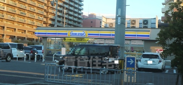 コンビニ　ミニストップ　明石ゆりのき通（コンビニ）まで253m
