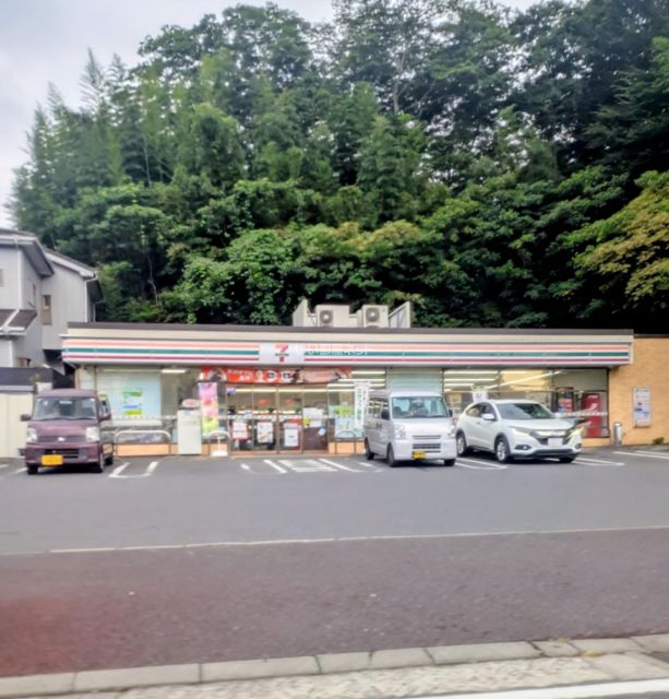 コンビニ　セブンイレブン千葉作草部町店（コンビニ）まで638m
