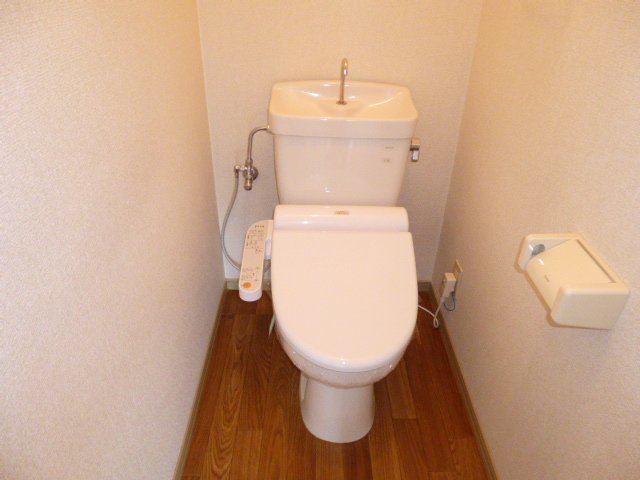 トイレ　ウォシュレット