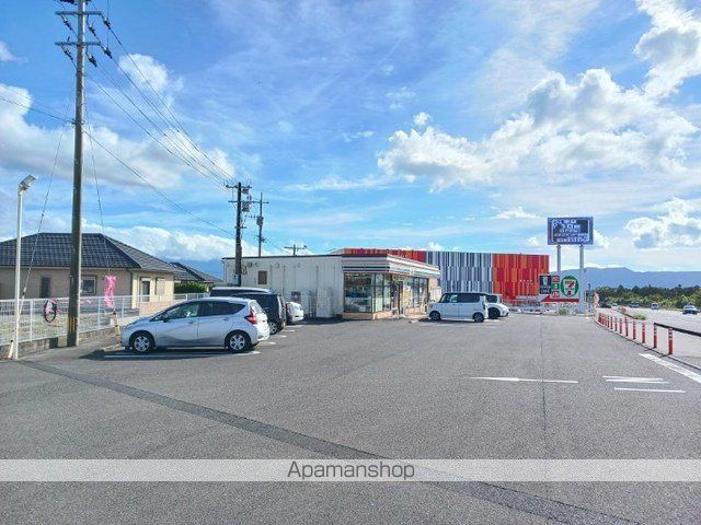 コンビニ　セブンイレブン鹿屋笠之原店（コンビニ）まで110m