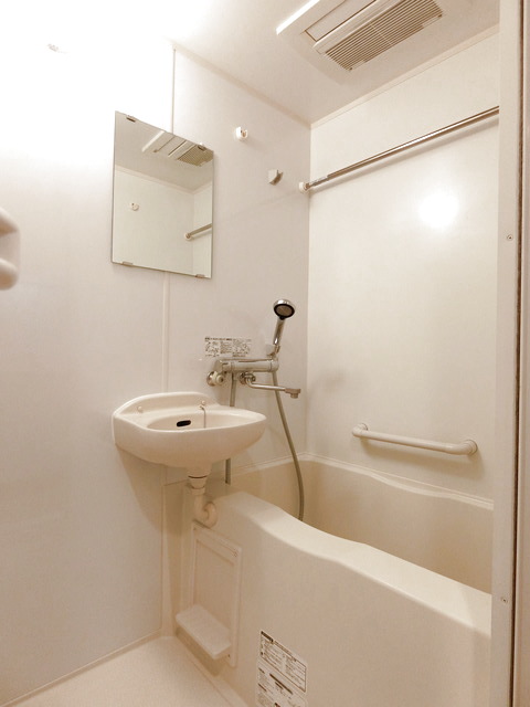 バス・シャワールーム　バス※別部屋参考写真