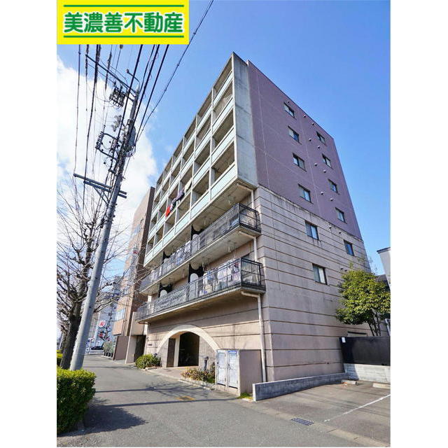 建物外観　お問い合わせは美濃善不動産駅前店へ！