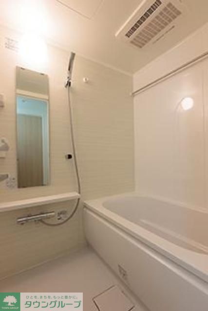 バス・シャワールーム　※写真は同タイプ住戸です。
