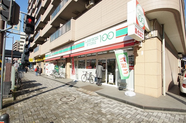 コンビニ　STORE100「鶴見区役所通店」（コンビニ）まで222m