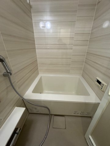 バス・シャワールーム　別部屋参考写真