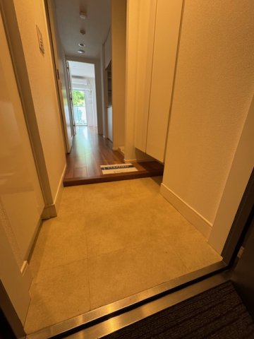 玄関　別部屋参考写真