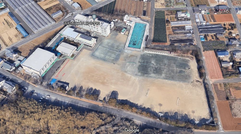 中学校　浜松市立神久呂中学校（中学校）まで1543m