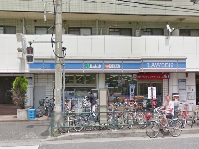 コンビニ　ローソン志茂三丁目店（コンビニ）まで641m