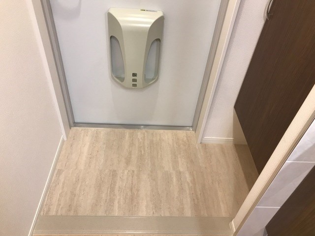 玄関　（イメージ）