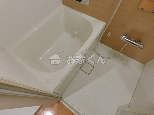 バス・シャワールーム　追い炊き機能付き