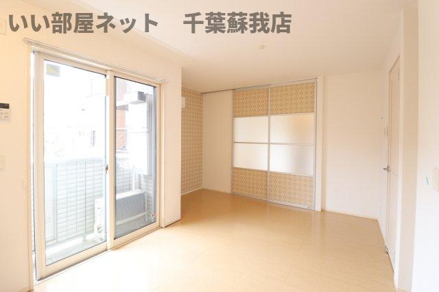 居室・リビング　ゆったり過ごせる居間です