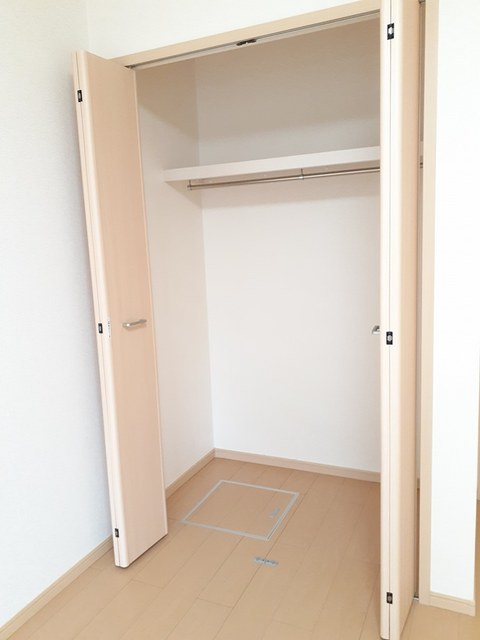 収納　クローゼット
