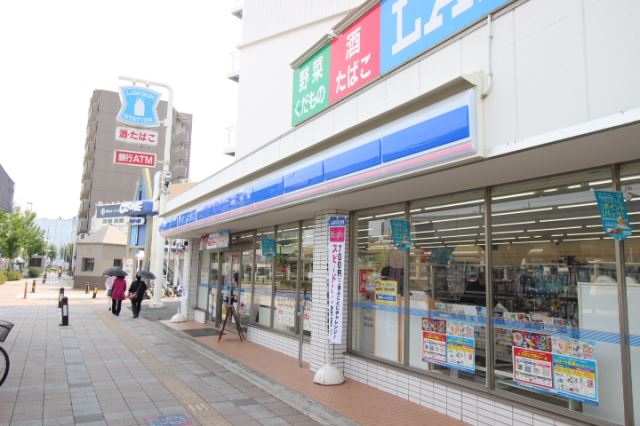 コンビニ　ローソン（コンビニ）まで420m