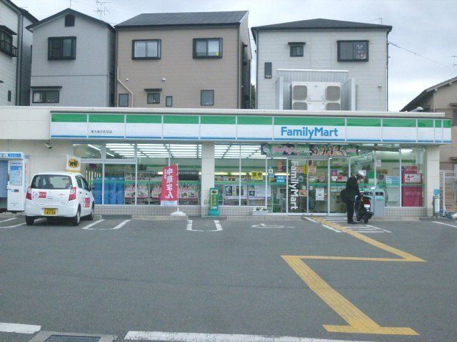 コンビニ　ファミリーマート東大阪中石切店（コンビニ）まで981m