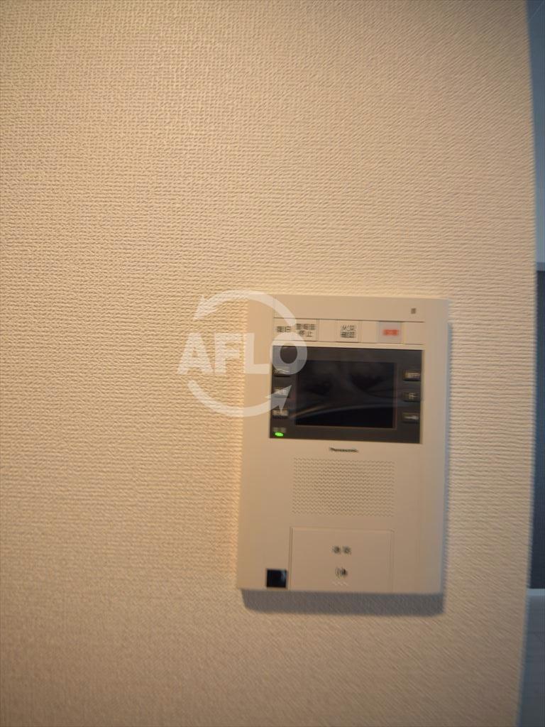 セキュリティ　レオンコンフォート本町東III　ＴＶ付モニターホン