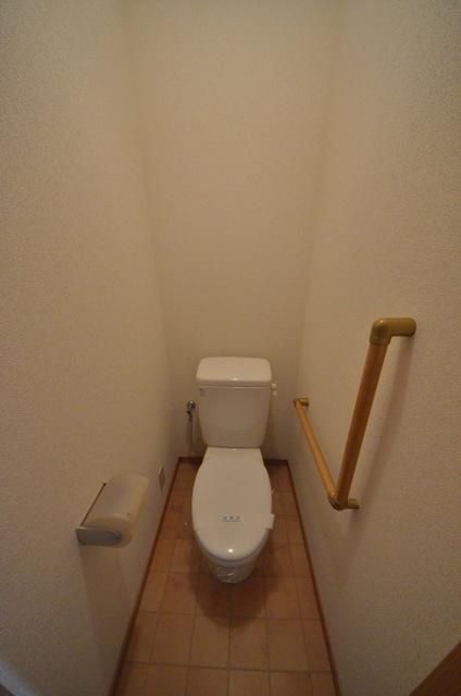 トイレ　★お部屋探しは株式会社タウンハウジング東京まで★