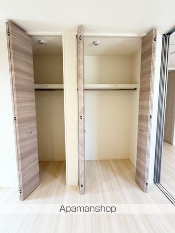 ＪＲ東海道本線 磐田駅 バス乗車時間：7分 最寄りバス停で下車 徒歩17分 3階建 築7年の内装写真
