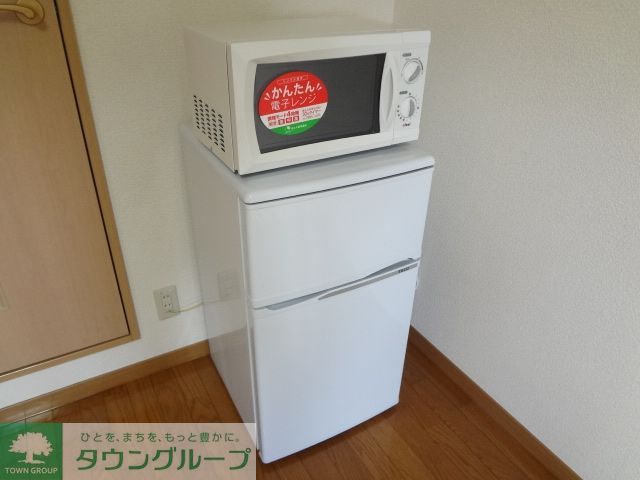 その他　冷蔵庫にレンジもついています。