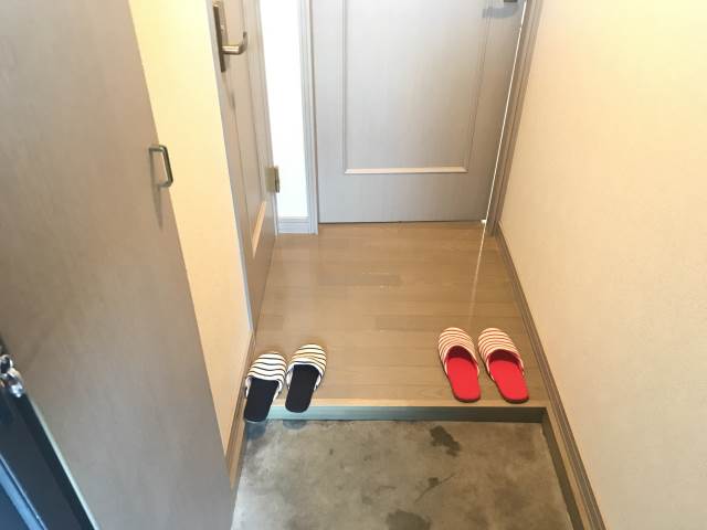 玄関　ただいま～♪