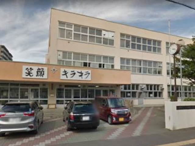 小学校　札幌市立二十四軒小学校（小学校）まで500m