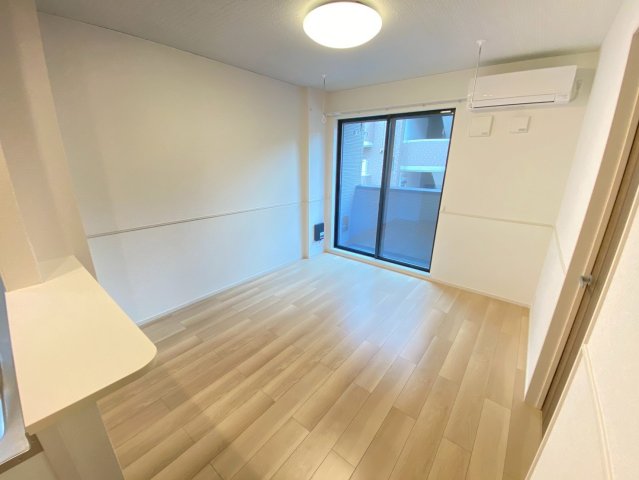 居室・リビング　※同タイプの写真となります。