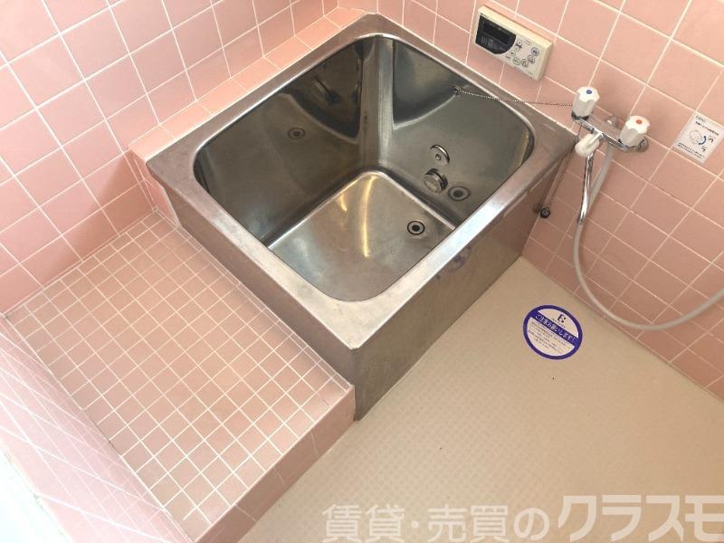 バス・シャワールーム　追い焚き機能付きバス♪